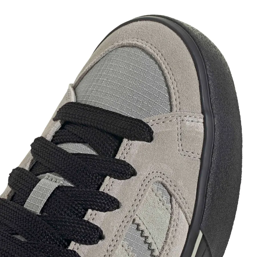 Imagen 6 de 7 de Zapatillas adidas originals Superskate St-BEIGE/GRIS/NEGRO