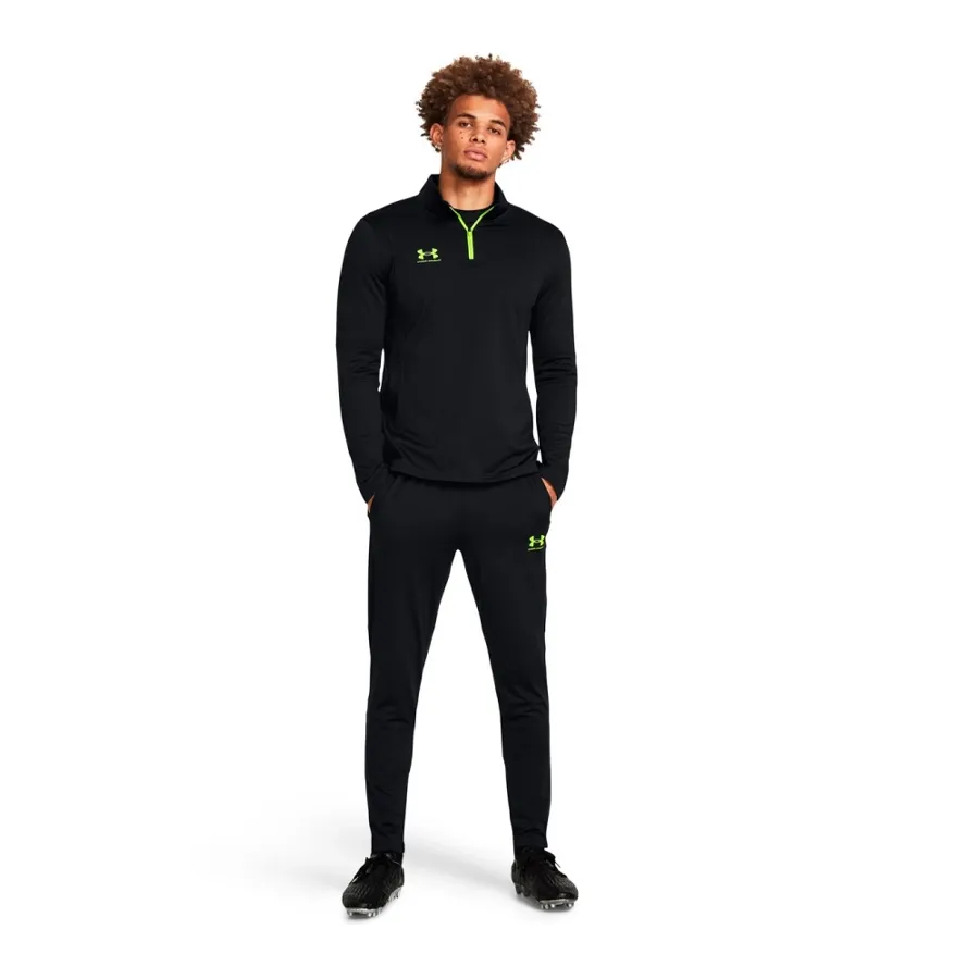 Imagen 0 de 4 de Pantalón Under Armour Challenger Trainer-NEGRO
