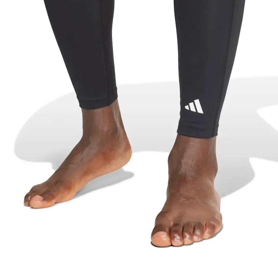 Imagen 2 de 5 de Calza adidas calza  Techfit Compression-NEGRO