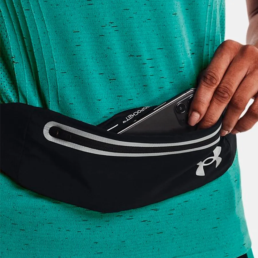 Imagen 4 de 7 de Riñonera Under Armour Speedpocket Run-NEGRO/VERDE FLUOR