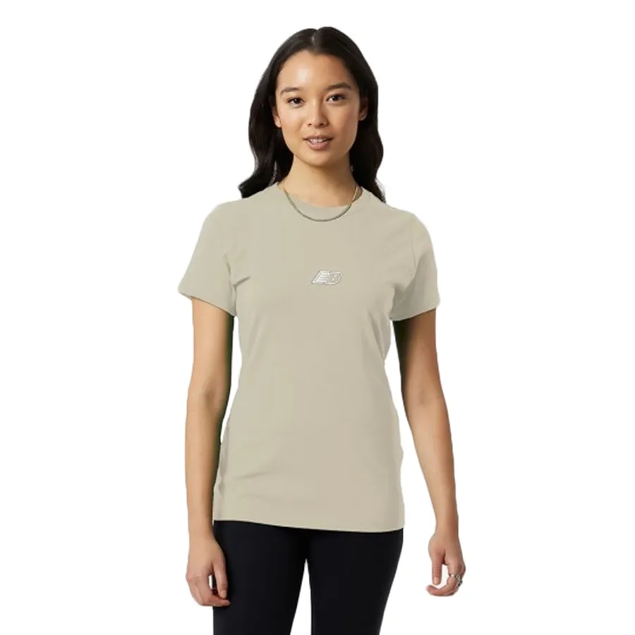 Imagen 0 de 1 de Remera New Balance Essentials-BEIGE