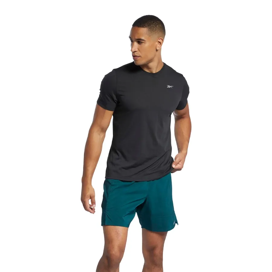 Imagen 1 de 3 de Remera Reebok Speedwick Graphic-NEGRO