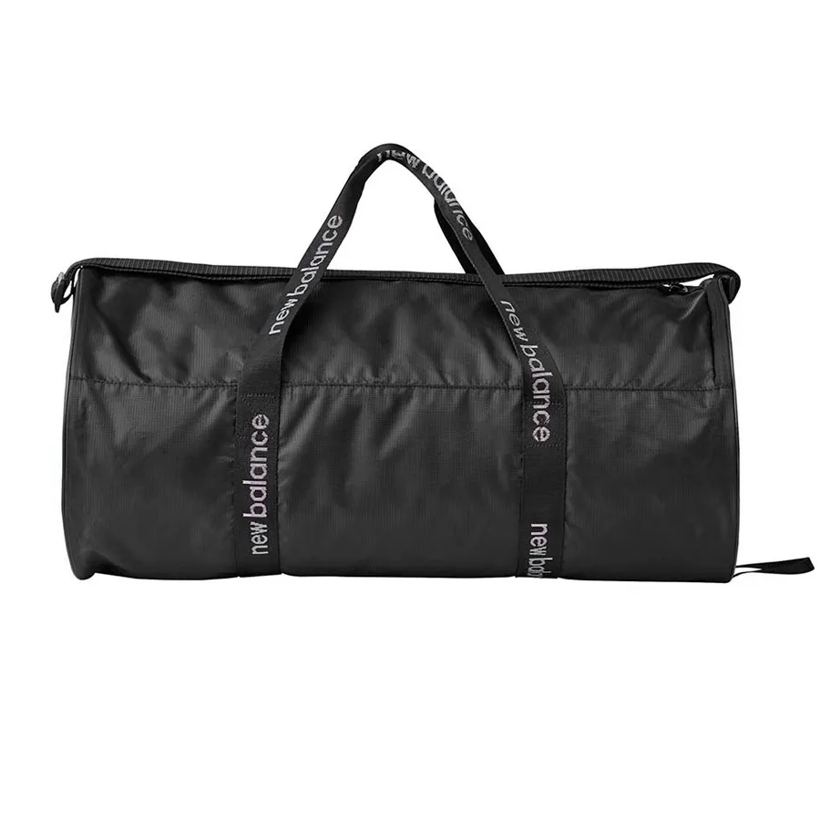 Imagen 1 de 2 de Bolso New Balance Opp Core Medium Duffel-NEGRO/BLANCO
