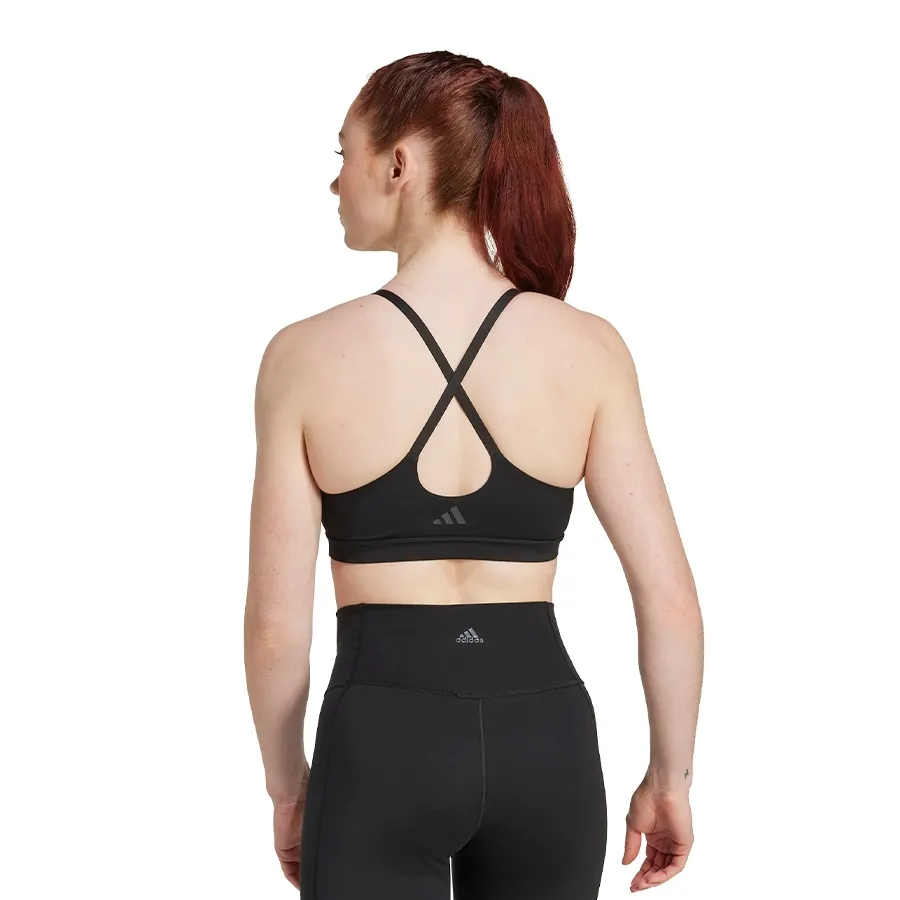 Imagen 1 de 6 de Top adidas All Me-NEGRO