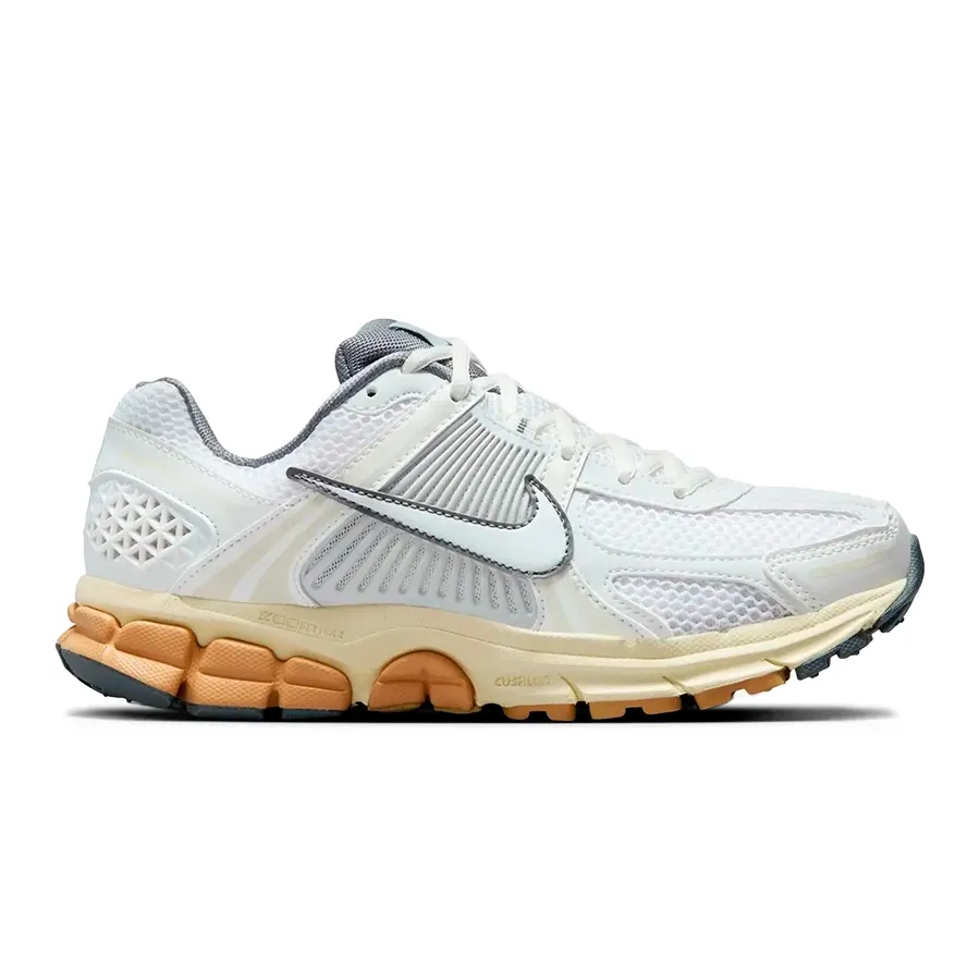 Imagen 0 de 5 de Zapatillas Nike Zoom Vomero 5-BLANCO/GRIS