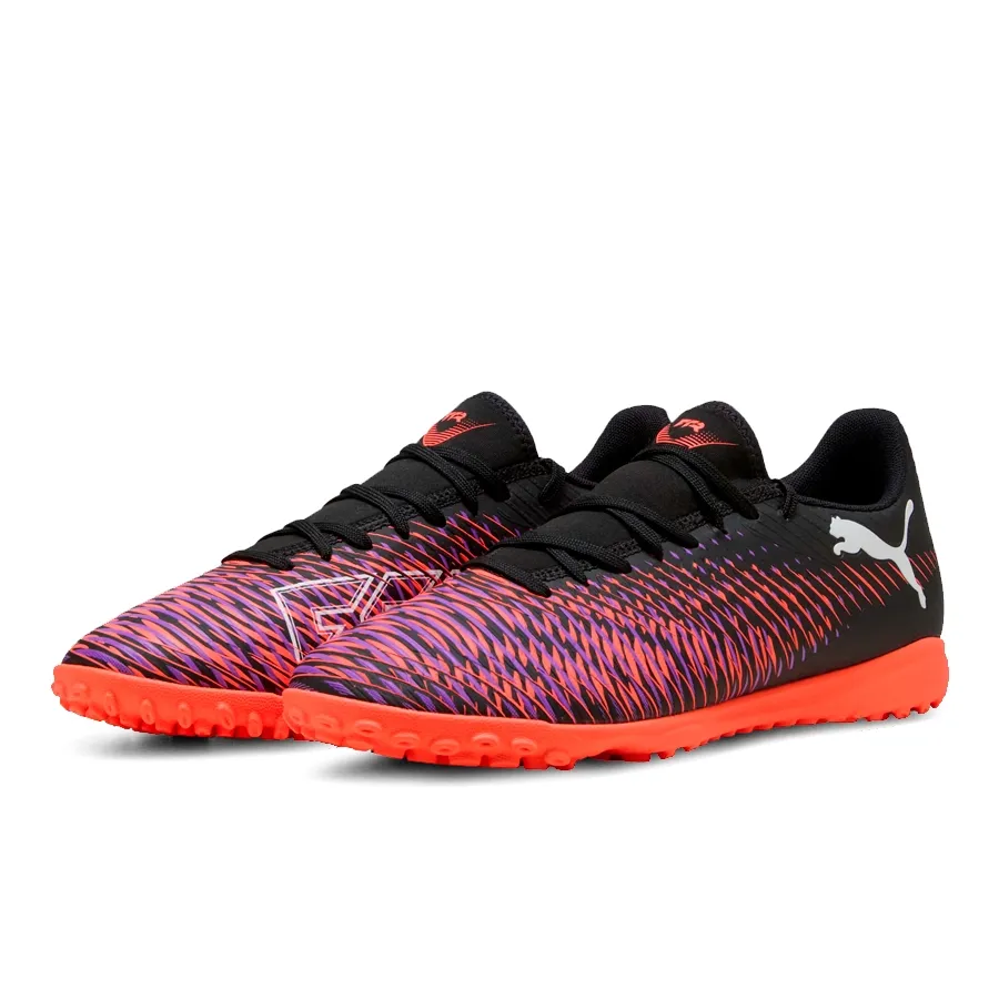 Imagen 2 de 6 de Botines Puma Future 8 Play Tt-NEGRO/VIOLETA/NARANJA