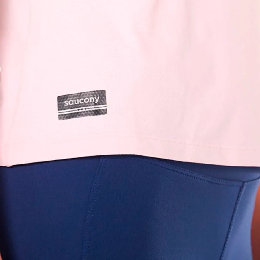 Imagen 6 de 7 de Remera Saucony Peregrine Tr Graphic-LILA