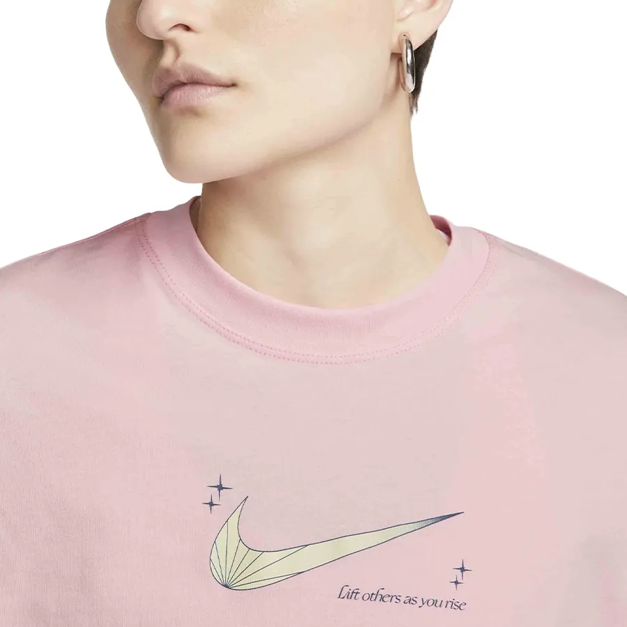 Imagen 2 de 4 de Remera Nike Sportswear-ROSA