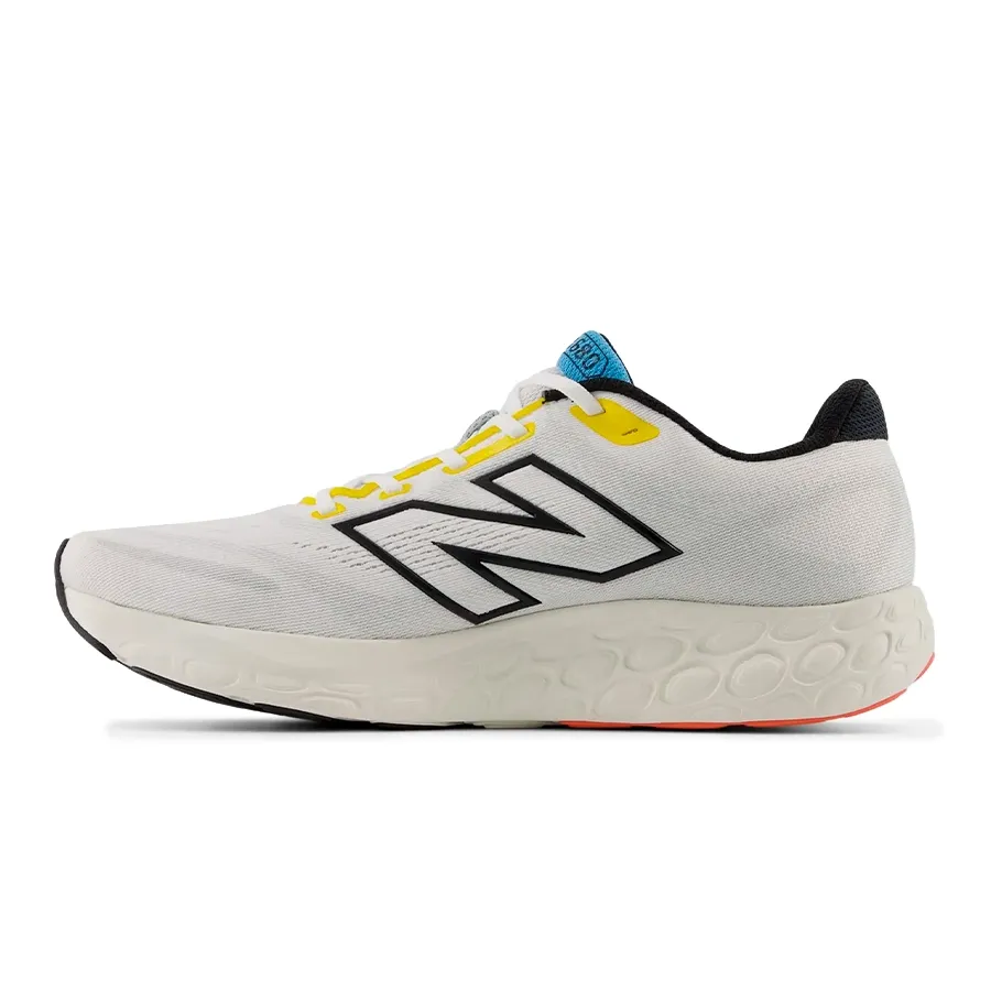 Imagen 2 de 5 de Zapatillas New Balance Fresh Foam 680 v8-BLANCO/NEGRO