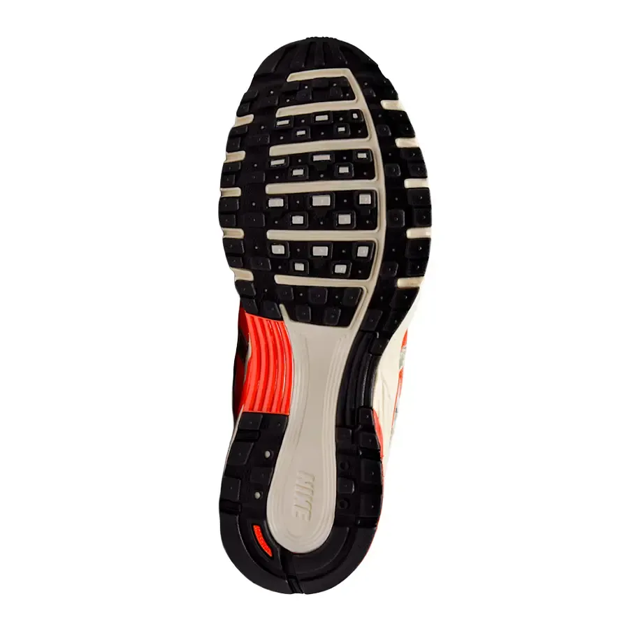 Imagen 4 de 8 de Zapatillas Nike P-6000-BLANCO/CORAL