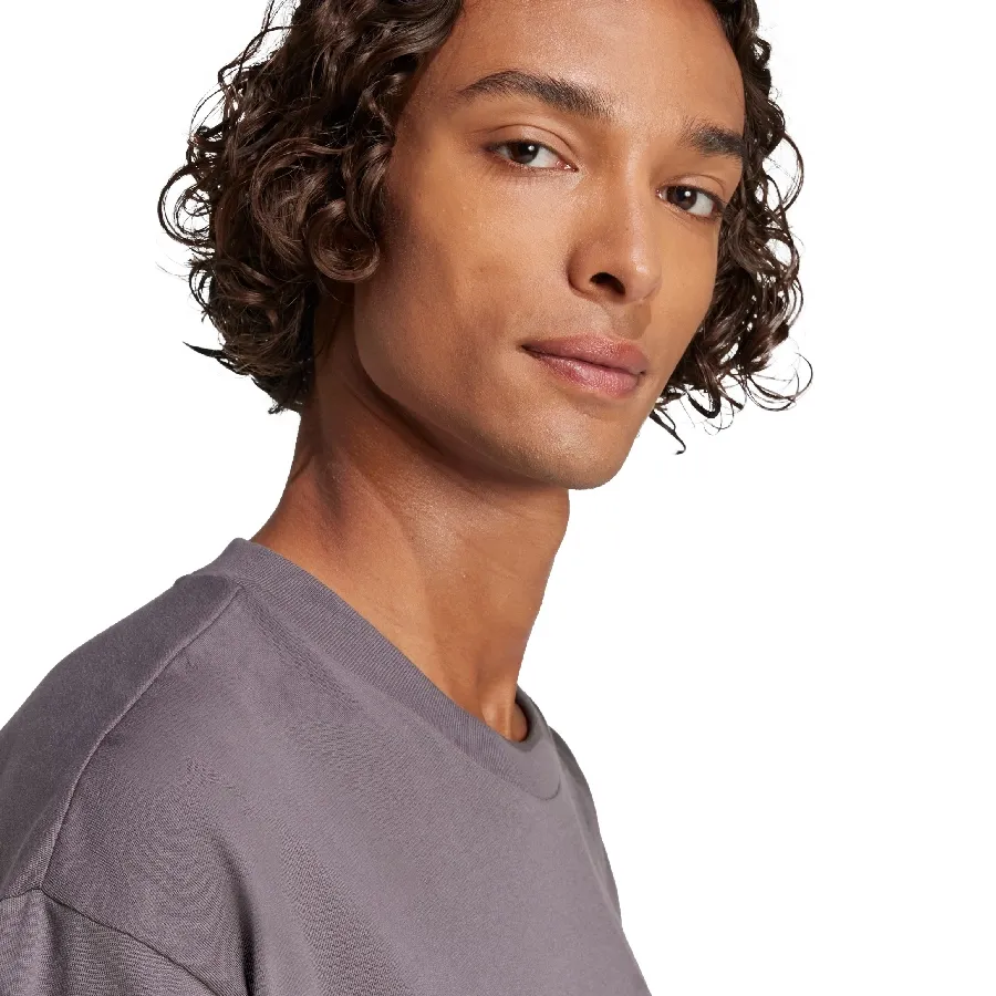 Imagen 4 de 5 de Remera adidas Buzo Essentials Big Logo-GRIS/NEGRO