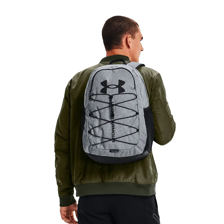 Imagen 3 de 7 de Mochila Under Armour Hustle Sport-GRIS/NEGRO