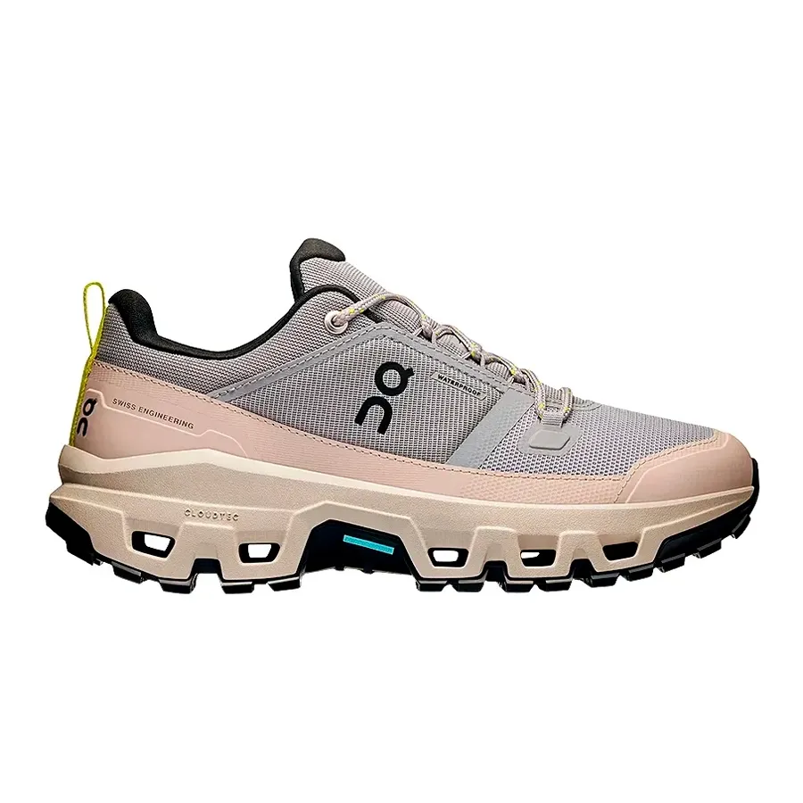 Imagen 0 de 6 de Zapatillas On Cloudrock Low Waterproof-GRIS/BEIGE