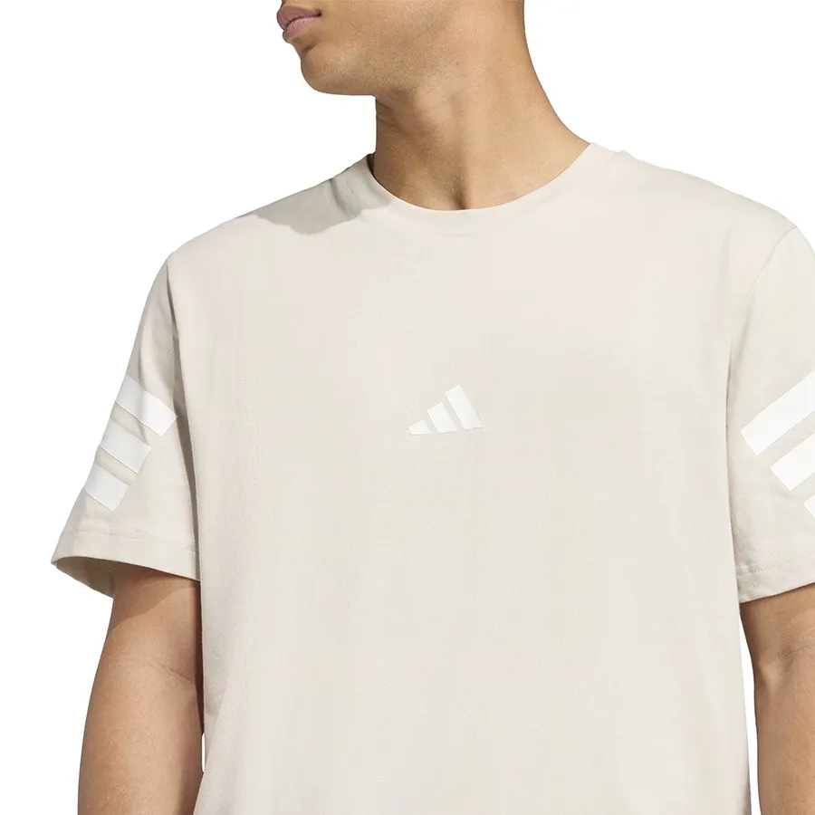 Imagen 2 de 4 de Remera adidas 3 Stripes Future Icons-BEIGE