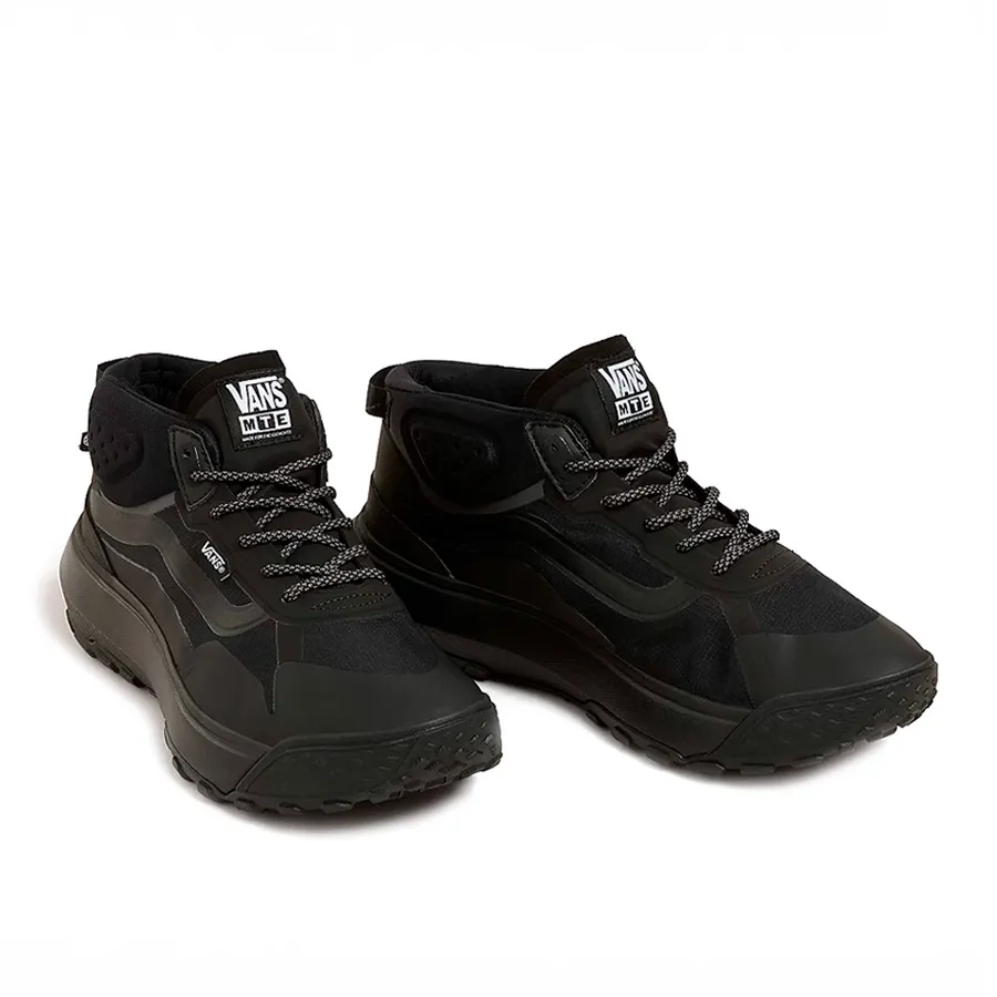 Imagen 1 de 7 de Zapatillas Vans U Mte Crosspath Mid-NEGRO