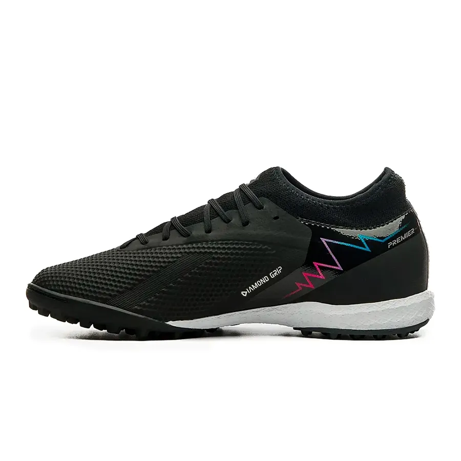 Imagen 2 de 4 de Botines Umbro Adamant-NEGRO/GRIS