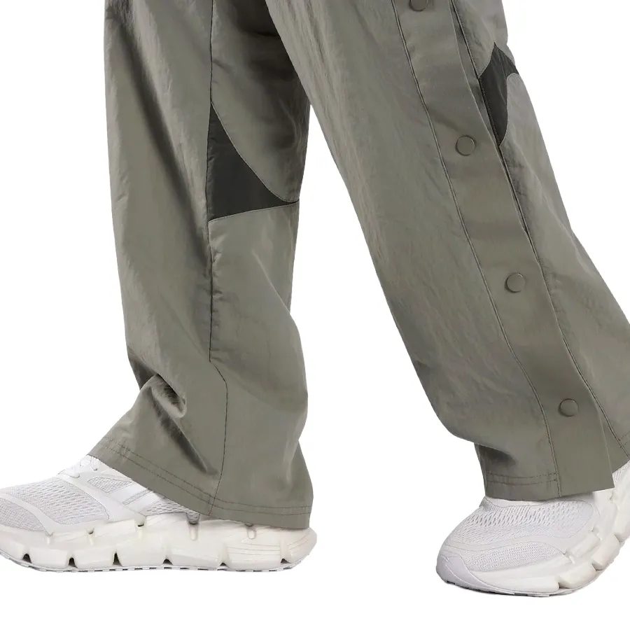 Imagen 3 de 4 de Pantalón Reebok Snap-GRIS