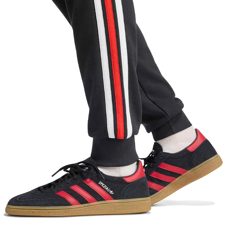 Imagen 4 de 5 de Pantalón adidas Dna River Plate-NEGRO/ROJO/BLANCO