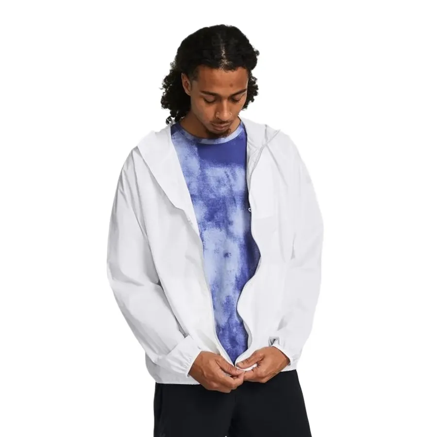 Imagen 0 de 5 de Campera Under Armour Phantom Windbreaker-BLANCO