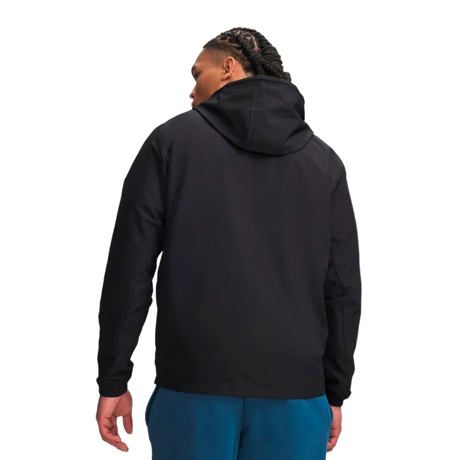 Imagen 1 de 2 de Campera Under Armour Rival Woven Windbreaker-NEGRO