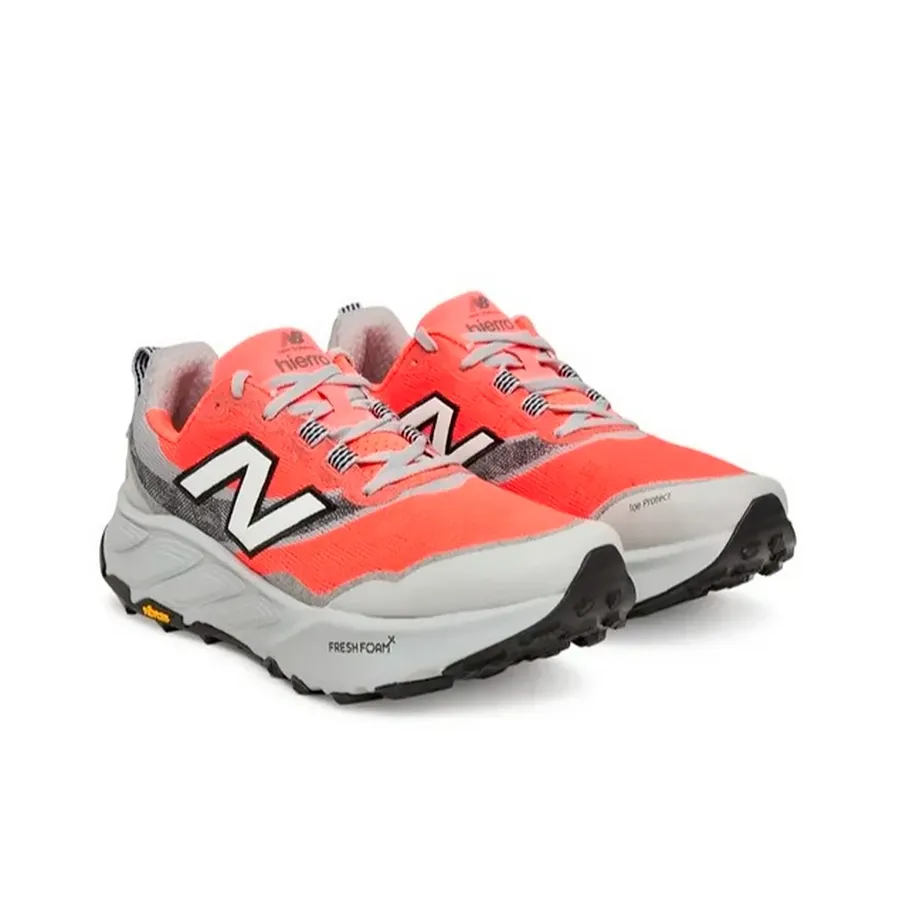 Imagen 1 de 5 de Zapatillas New Balance Fresh Foam X Hierro V9-GRIS/CORAL