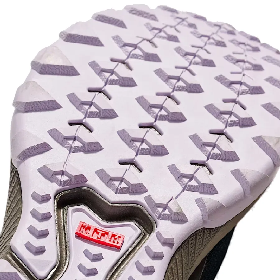 Imagen 6 de 7 de Zapatillas Vans Mte Crosspath-GRAFITO/NEGRO/LILA