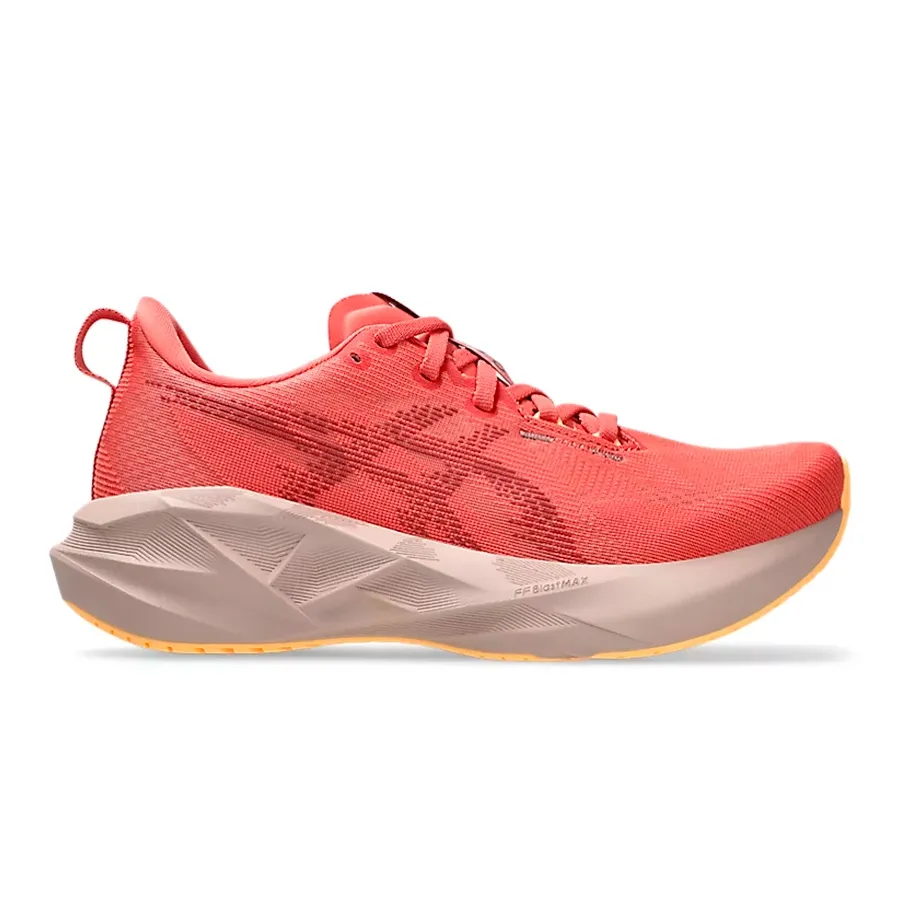 Imagen 0 de 7 de Zapatillas Asics Novablast 5-SALMON/CRUDO