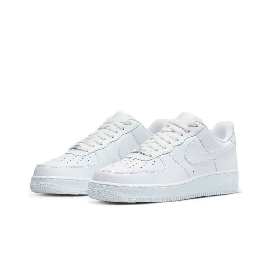 Imagen 2 de 9 de Zapatillas Nike Air Force 1 '07-BLANCO