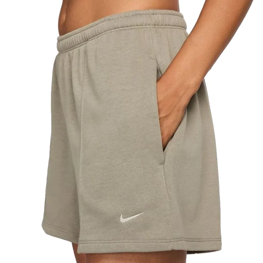 Imagen 3 de 6 de Nike Shorts  Sportswear Chill Terry-VERDE SECO