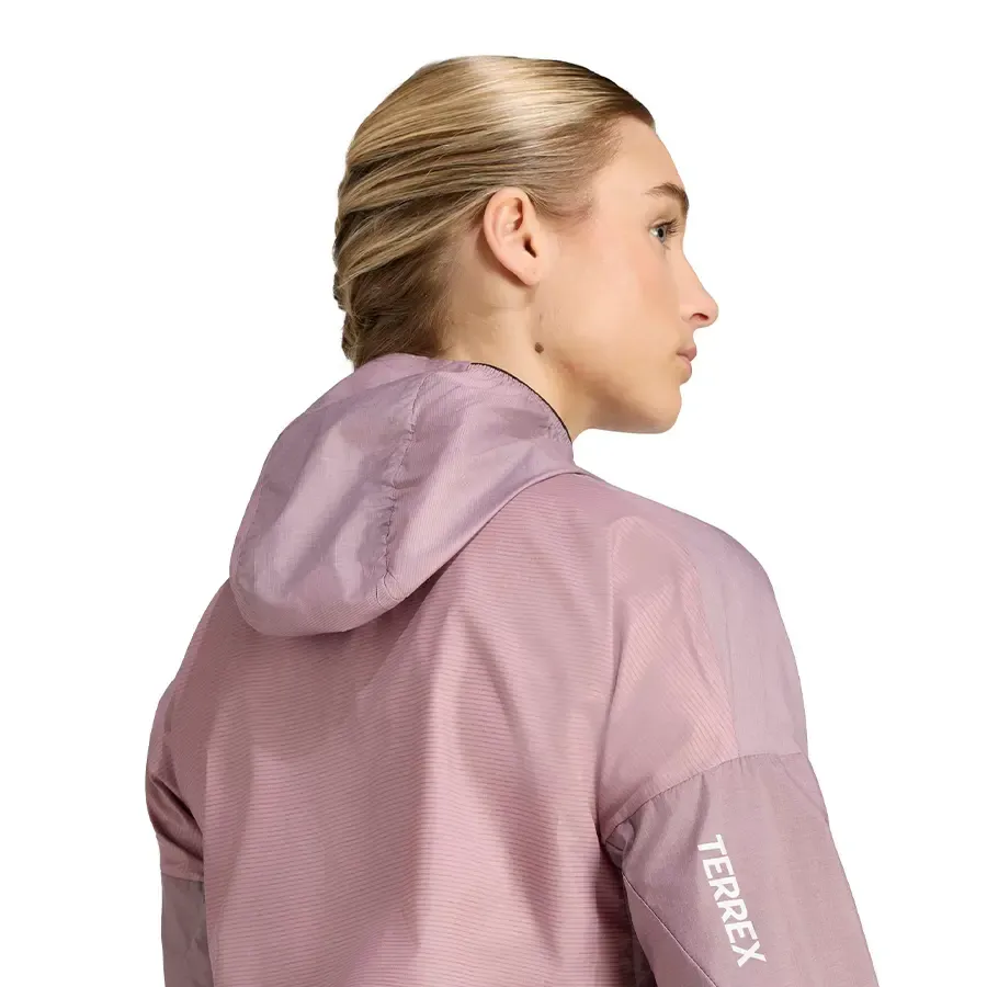 Imagen 4 de 5 de Campera adidas Terrex Xperior Clima365 Windweave-MORADO