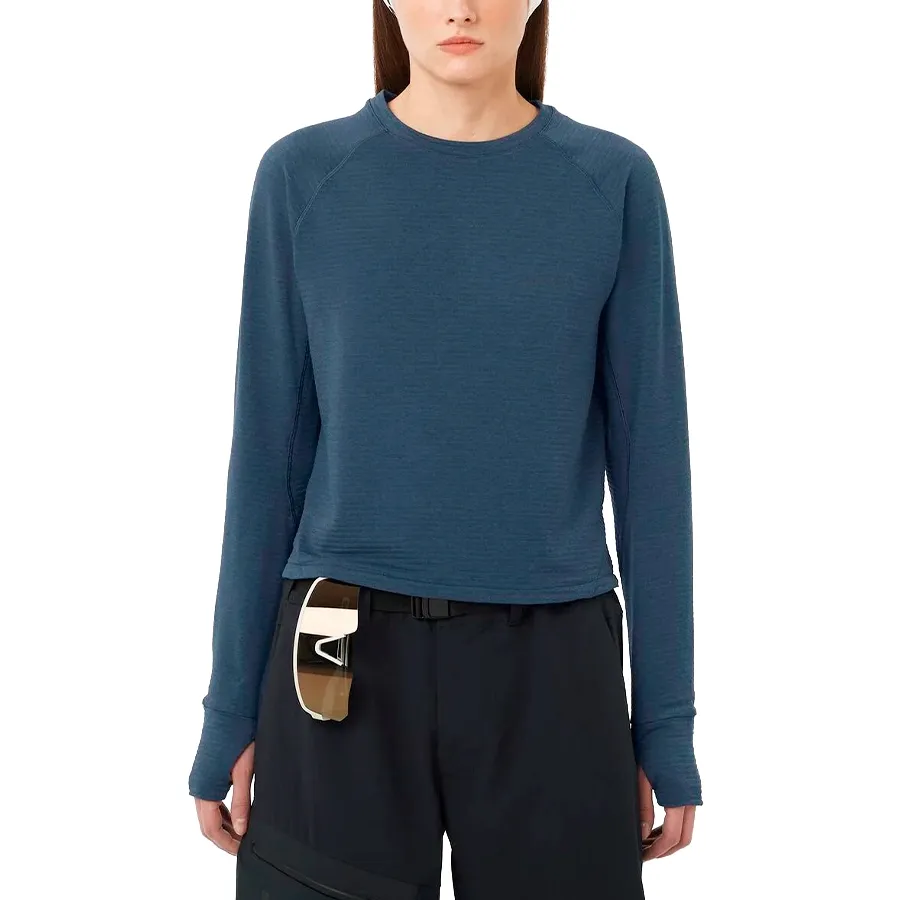 Imagen 0 de 4 de Remera Salomon Essential Lightwarm Cn-AZUL NOCHE