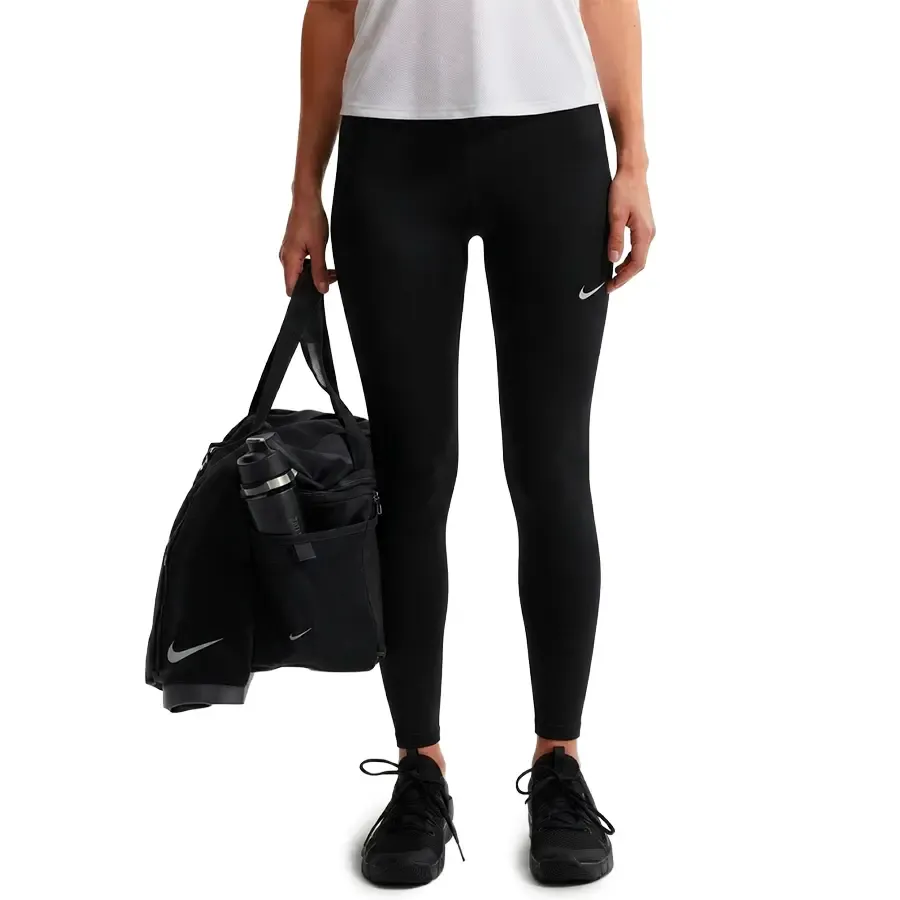 Imagen 0 de 4 de Calza Nike One-NEGRO