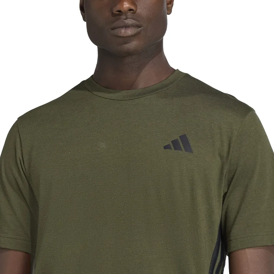 Imagen 3 de 5 de Remera adidas Train Essentials Training Feelready-VERDE MUSGO