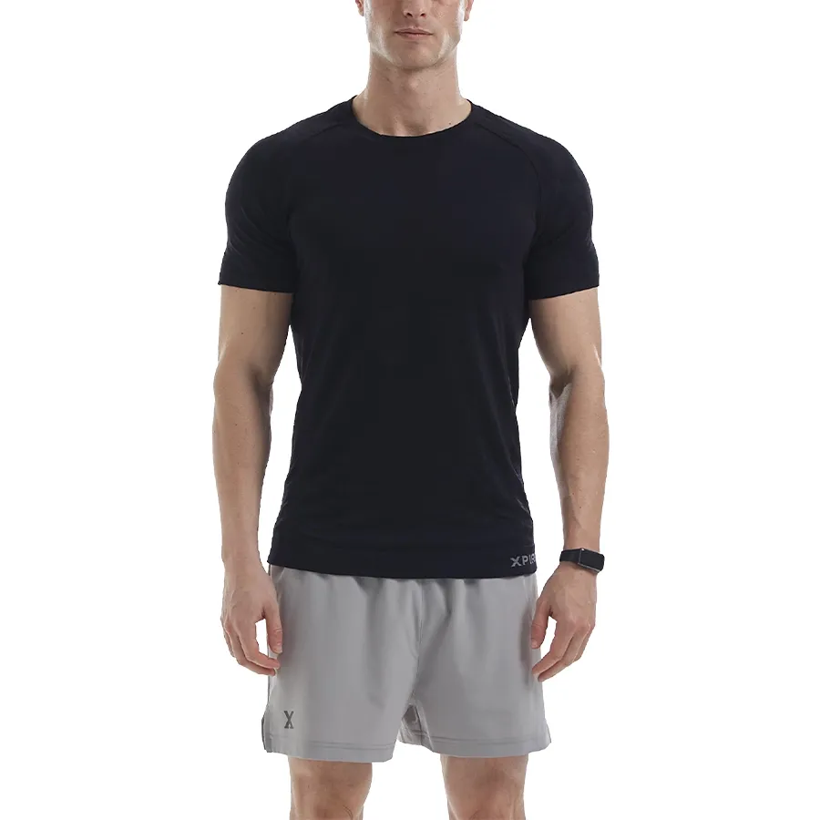 Imagen 0 de 3 de Remera Xpirit Pro Seamless Collection-NEGRO