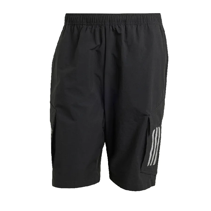 Imagen 1 de 5 de Short adidas Mercedes - AMG PETRONAS F1 Team-NEGRO