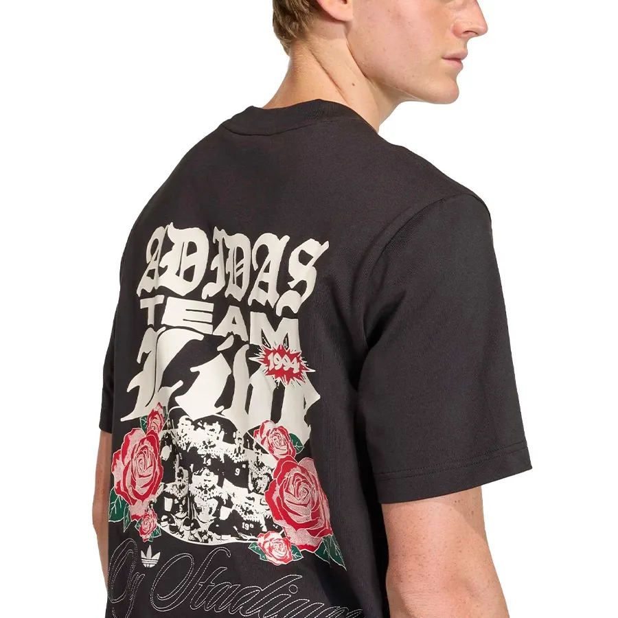 Imagen 5 de 6 de Remera adidas originals Gfx Roses-NEGRO