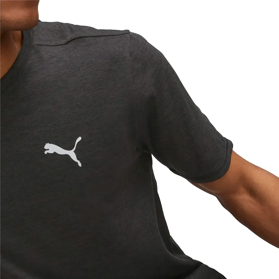 Imagen 2 de 4 de Remera Puma Run Favorite Heather-NEGRO