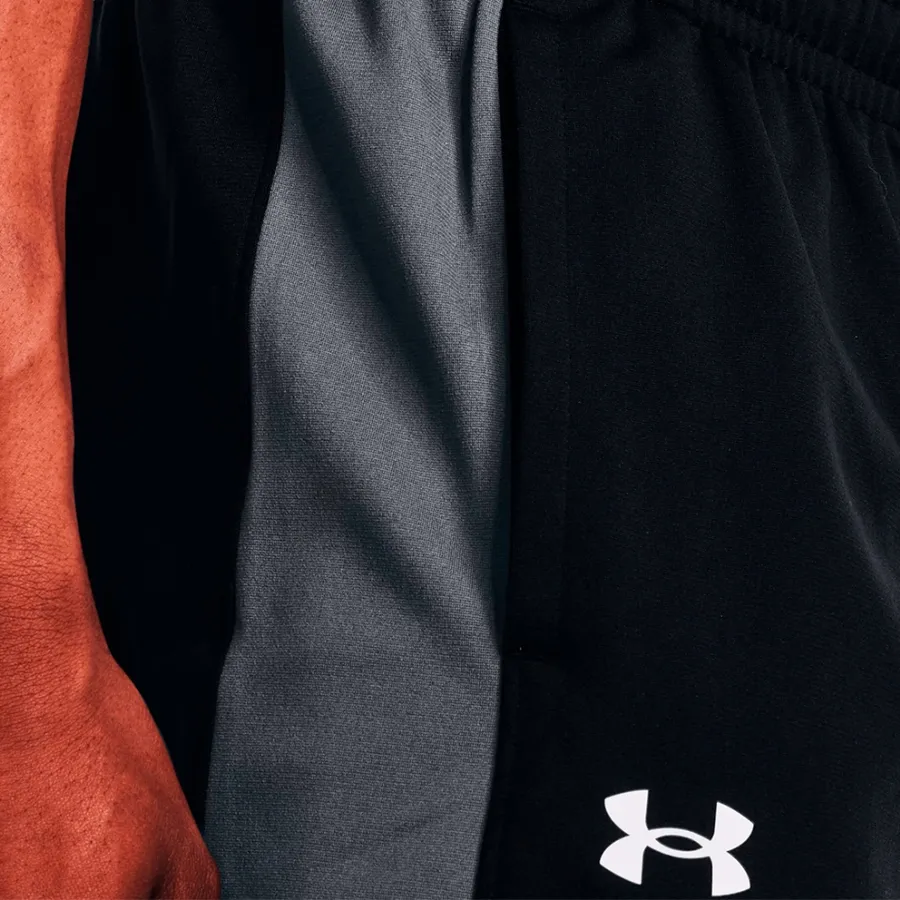 Imagen 5 de 6 de Pantalón Under Armour Brawler-NEGRO/GRIS