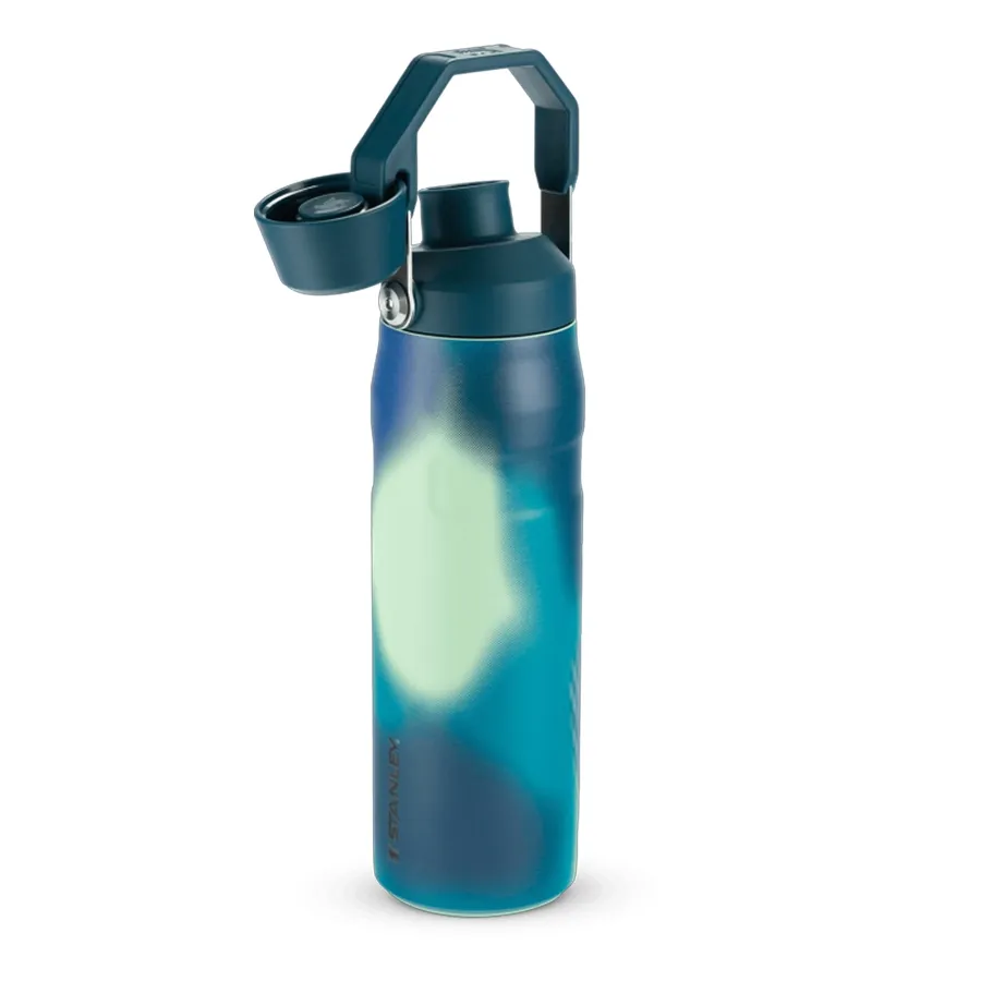 Imagen 1 de 5 de Botella Stanley Fast Flow Lid-PETROLEO/TURQUESA/AZUL