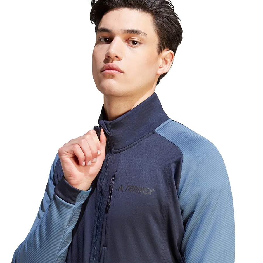 Imagen 4 de 6 de Campera adidas Terrex Tech Flooce-MARINO/CELESTE