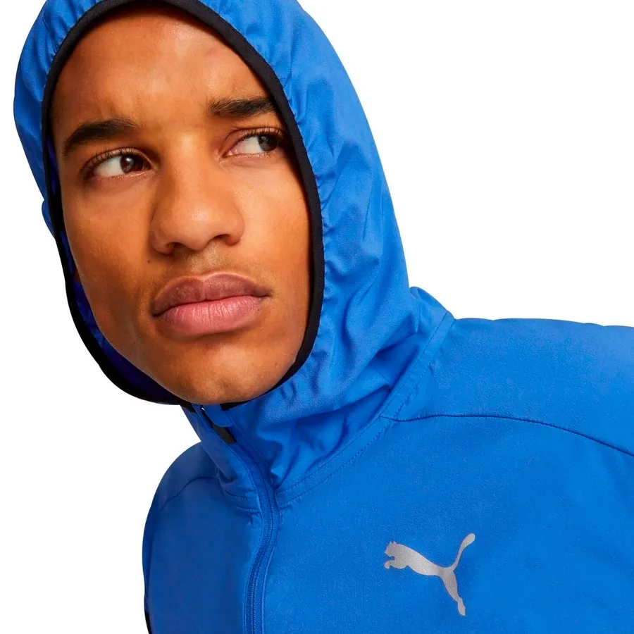 Imagen 3 de 4 de Campera Puma Run Lightweight-AZUL FRANCIA/NEGRO