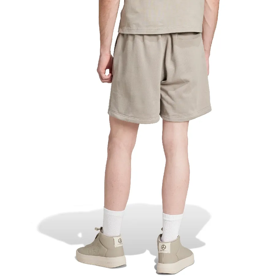 Imagen 3 de 5 de Short adidas Premium Sweat Mercedes-BEIGE