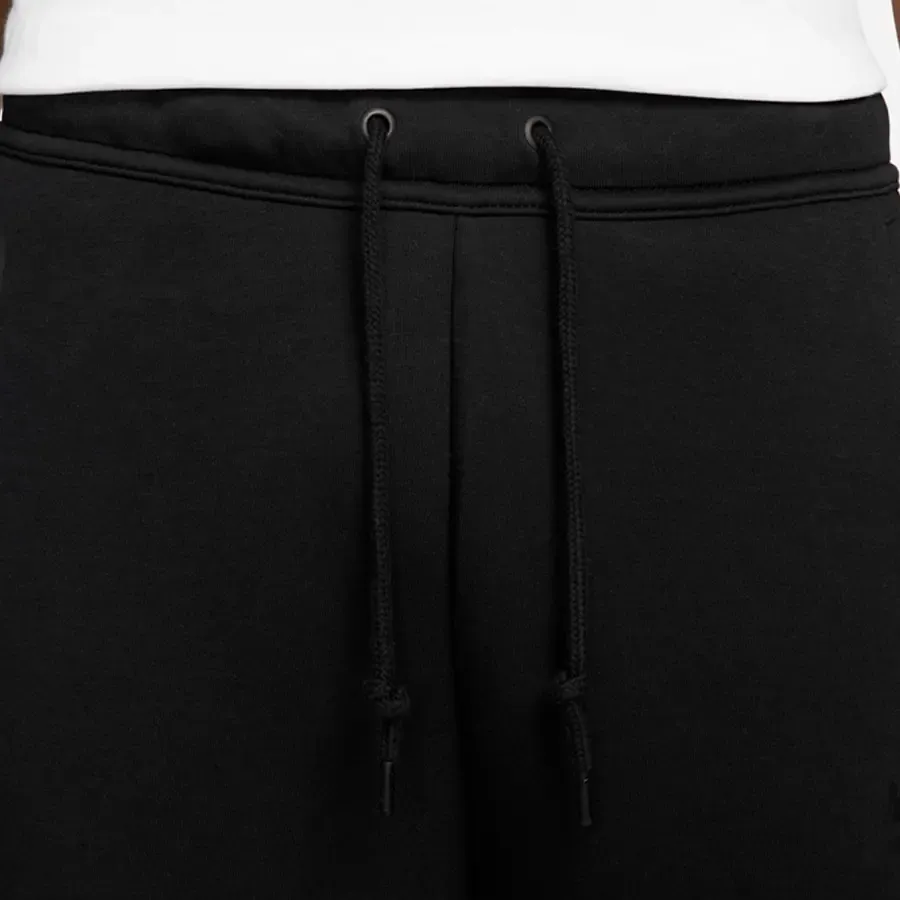 Imagen 1 de 6 de Pantalón Nike Tech Fleece-NEGRO