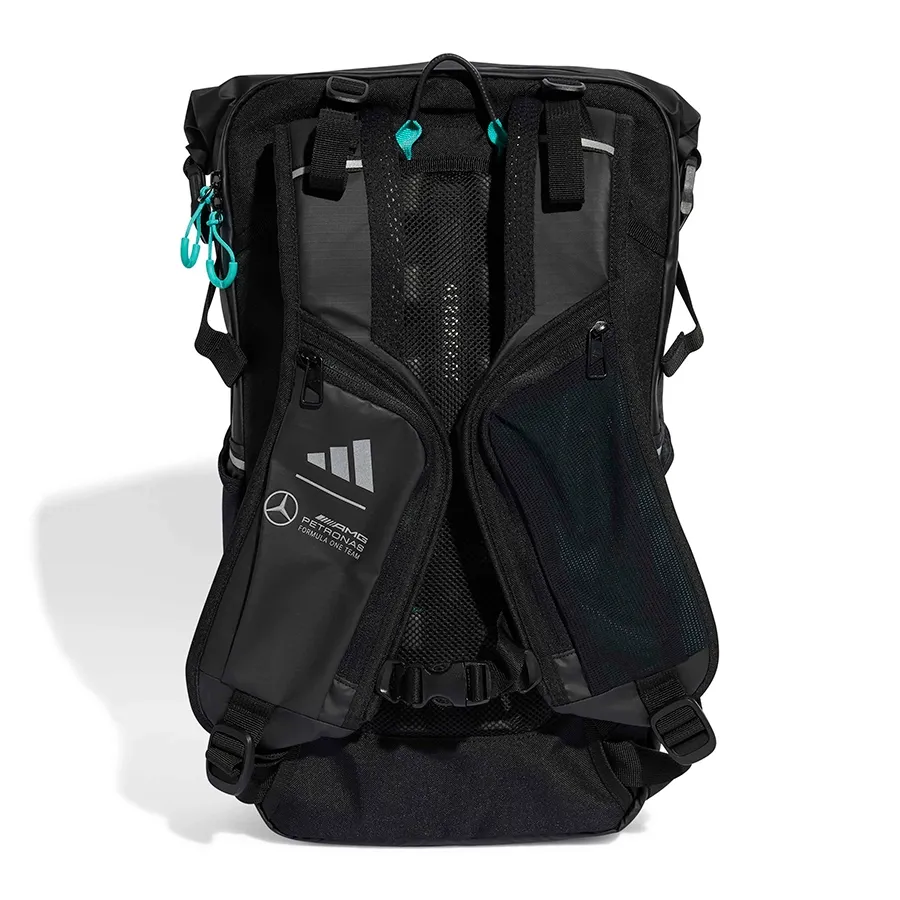 Imagen 1 de 4 de Mochila adidas Adaptive Packing System Mercedes - AMG PETRONAS F1 Team-NEGRO
