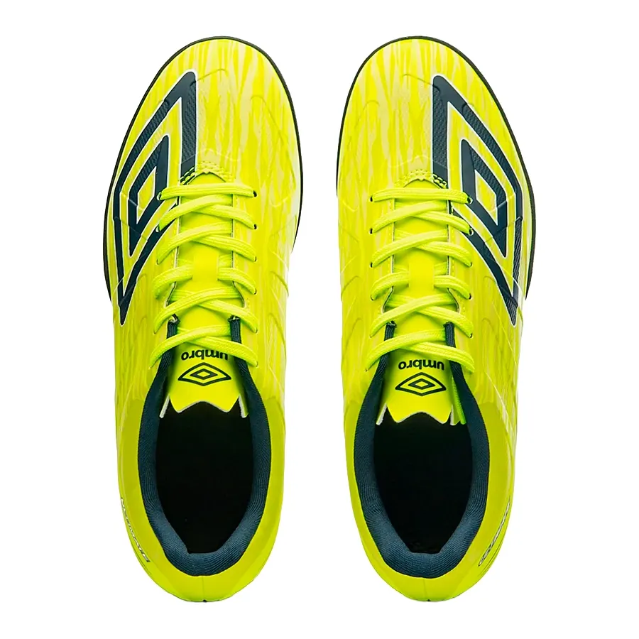 Imagen 2 de 7 de Botines Umbro Ultimate Tf-AMARILLO FLUOR/NEGRO
