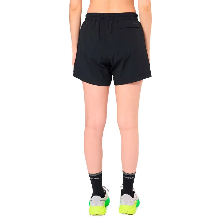 Imagen 1 de 4 de Shorts Saucony Outpace 5"-NEGRO