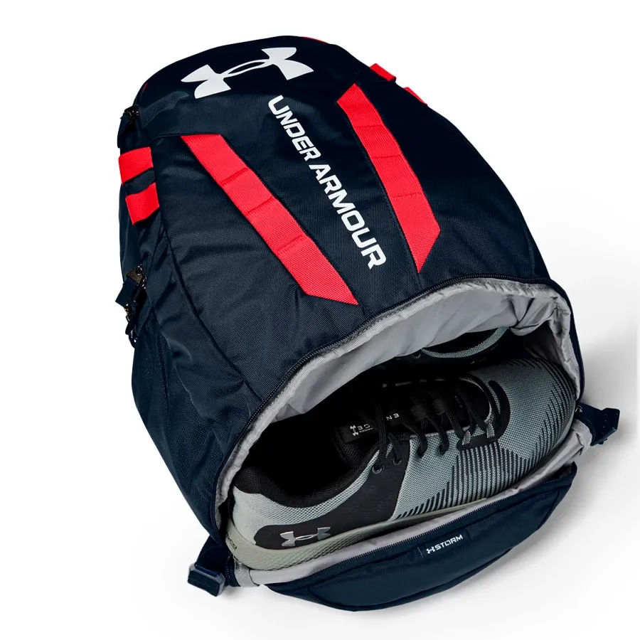 Imagen 3 de 6 de Mochila Under Armour Hustle 5.0-MARINO/ROJO/BLANCO
