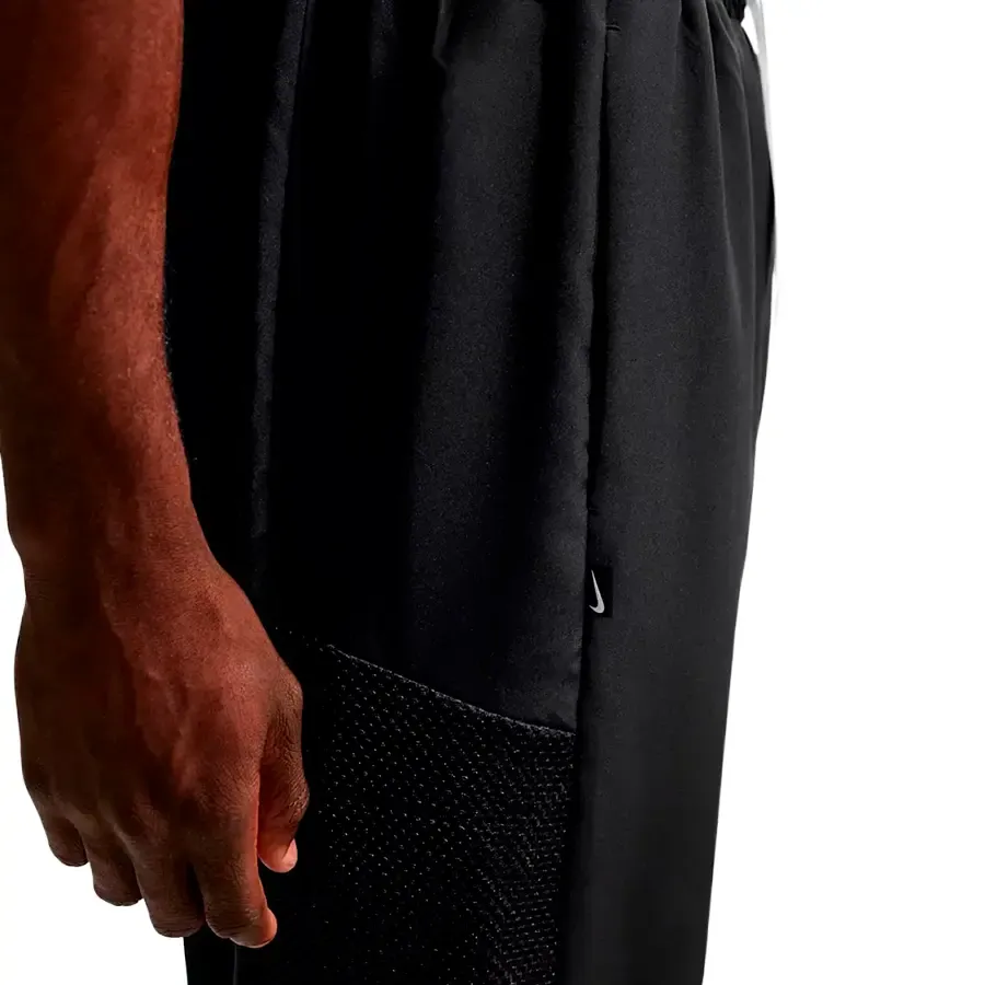 Imagen 3 de 5 de Pantalón Nike Icon Woven-NEGRO