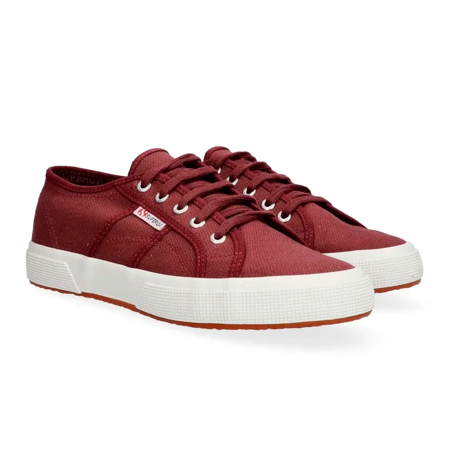 Imagen 1 de 6 de Zapatillas Superga Cotu 2750 Classic-BORDO