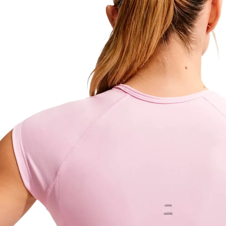 Imagen 3 de 4 de Remera Nike Tempo Swoosh Run-ROSA